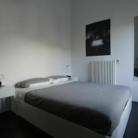 Bed & Breakfast N38e13 Bb Art Design Palermo